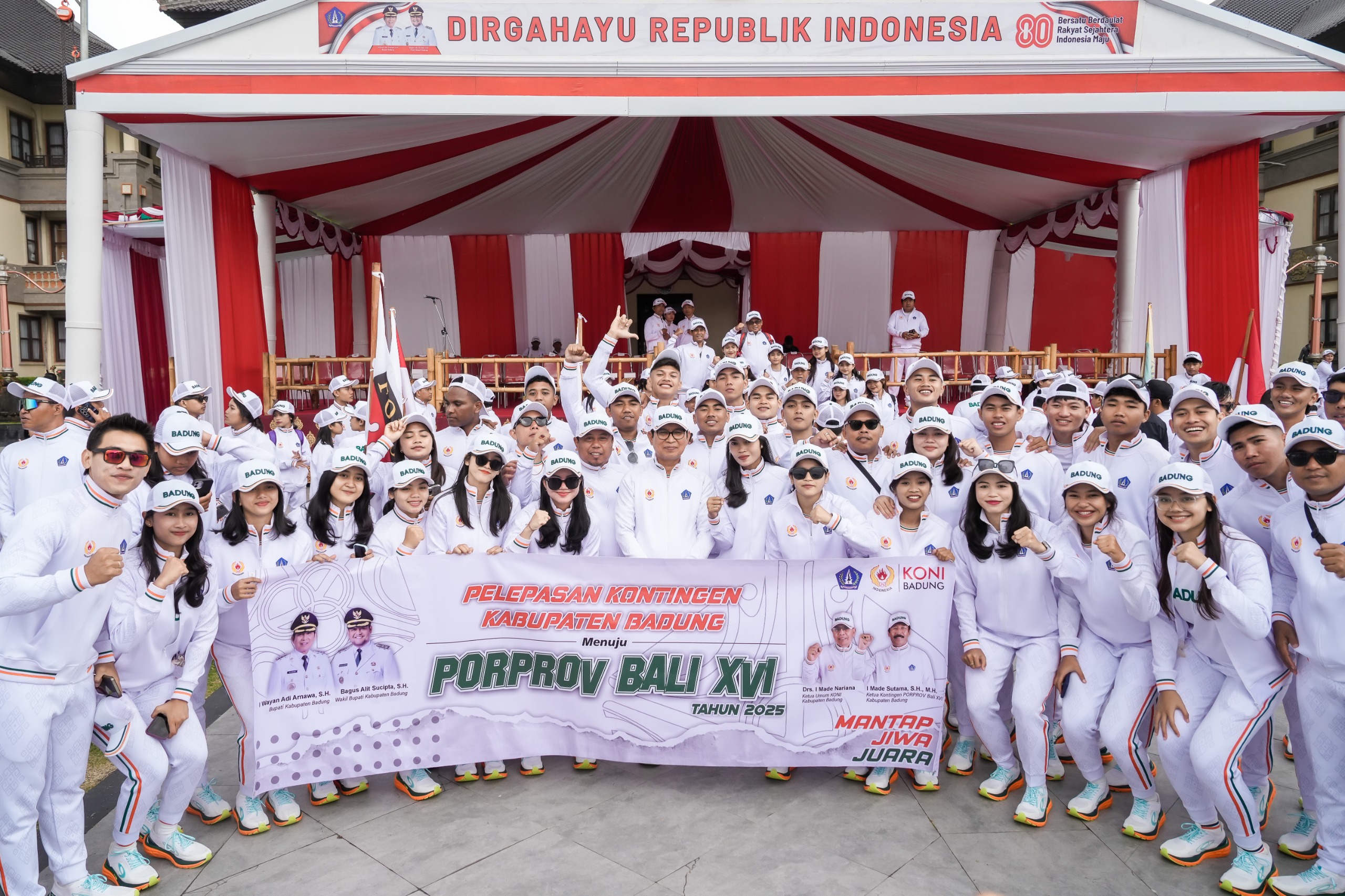 Bupati Adi Arnawa Lepas Kontingen Badung PORPROV Bali XVI