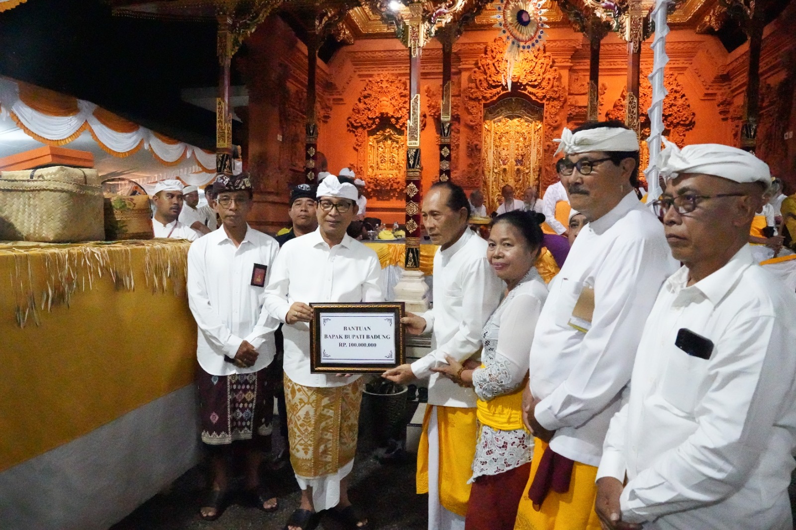 Bupati Adi Arnawa Hadiri Upacara Rsi Yadnya Apodgala Dwijati