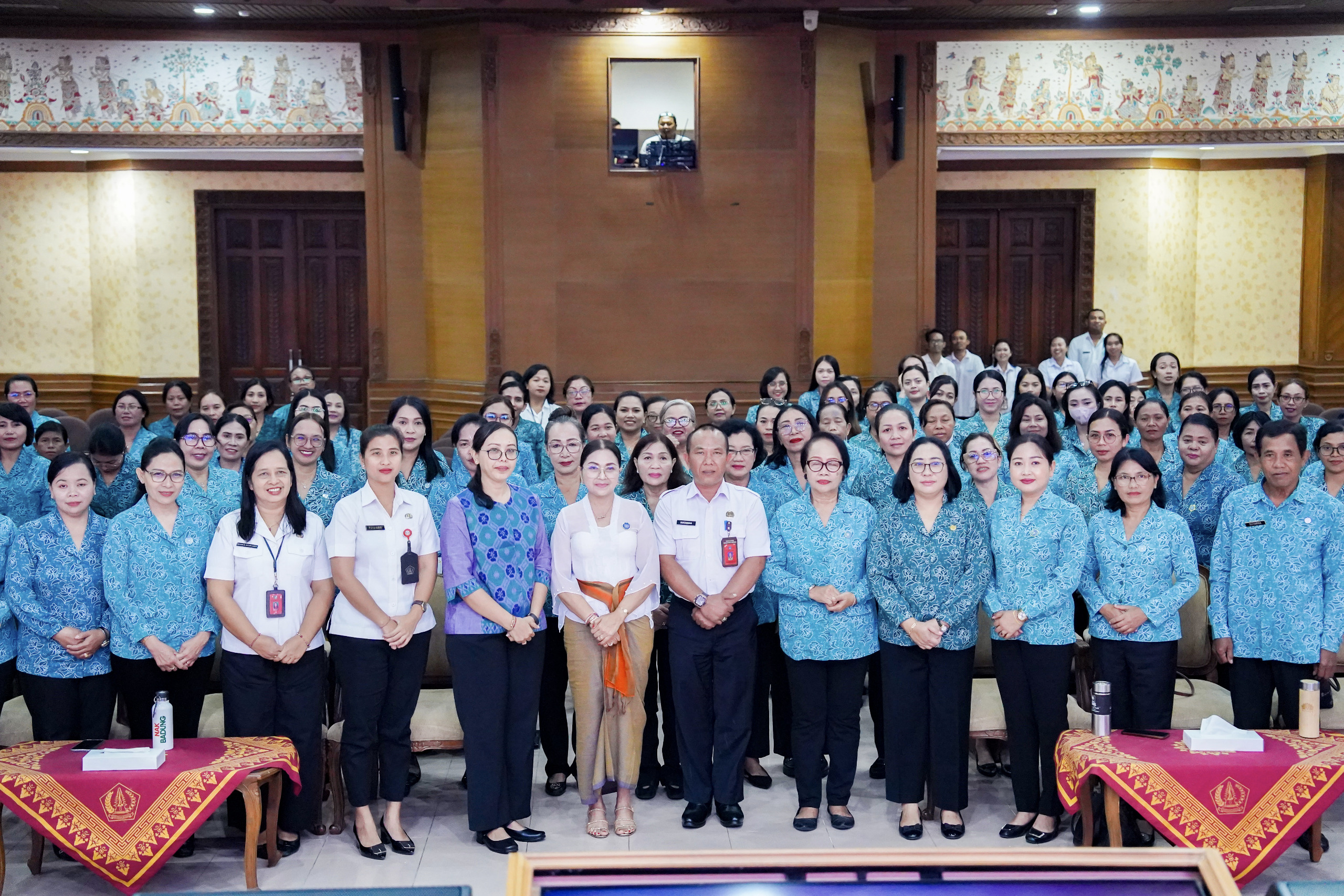 Perdalam Pemahaman Pola Asuh Adaptif, Rasniathi Adi Arnawa Buka Sosialisasi PAAREDI