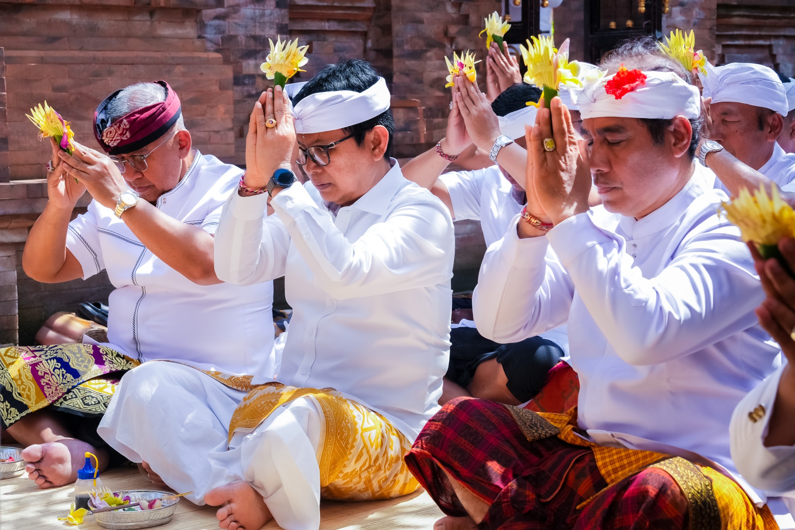 Karya Dewa Yadnya Pujawali di Pura Panti Pasek Gelgel Aan Sumerta Padang Luwih