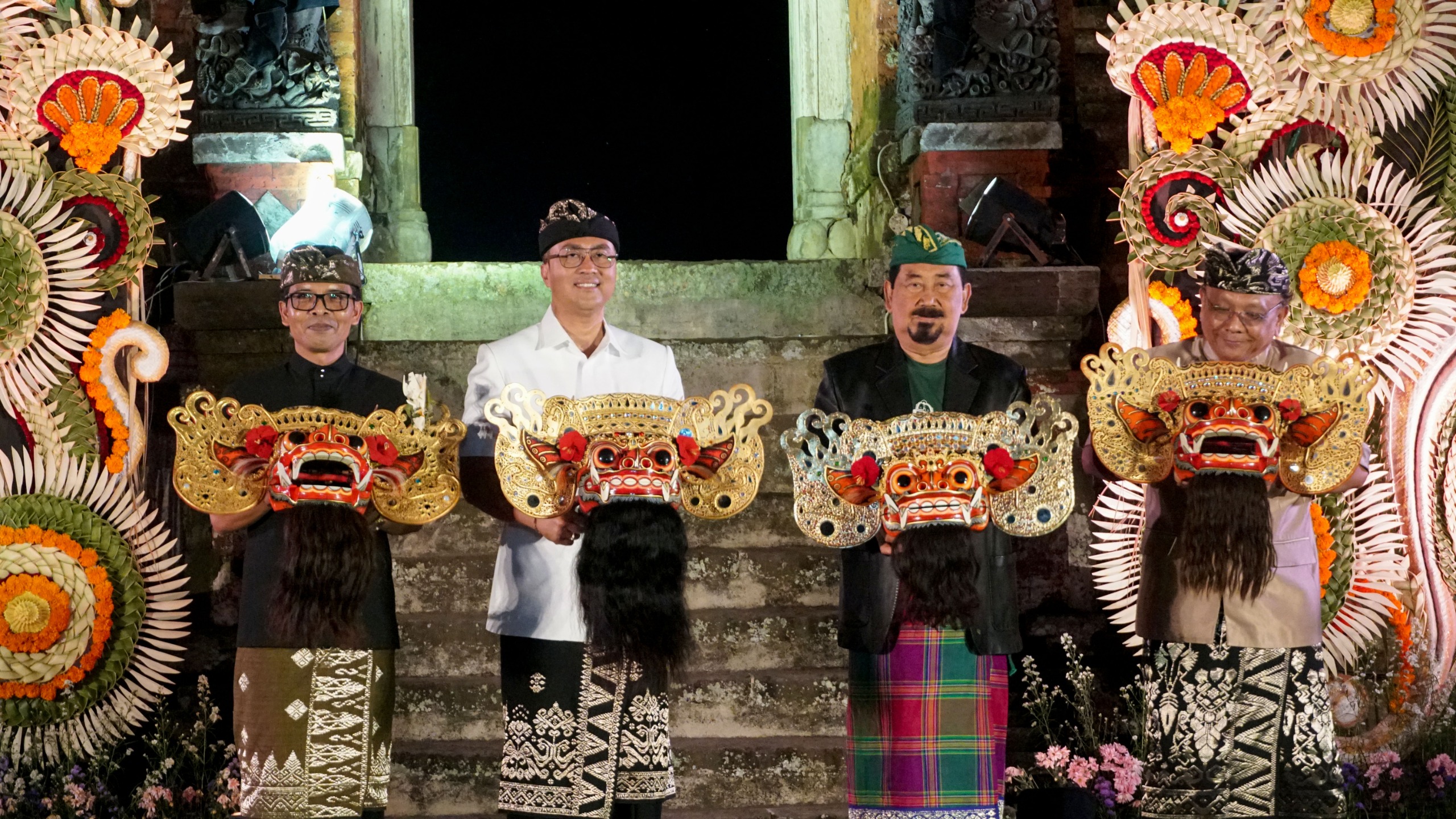 Sekda Surya Suamba Hadiri Taman Ayun Barong Festival Superstar 2025