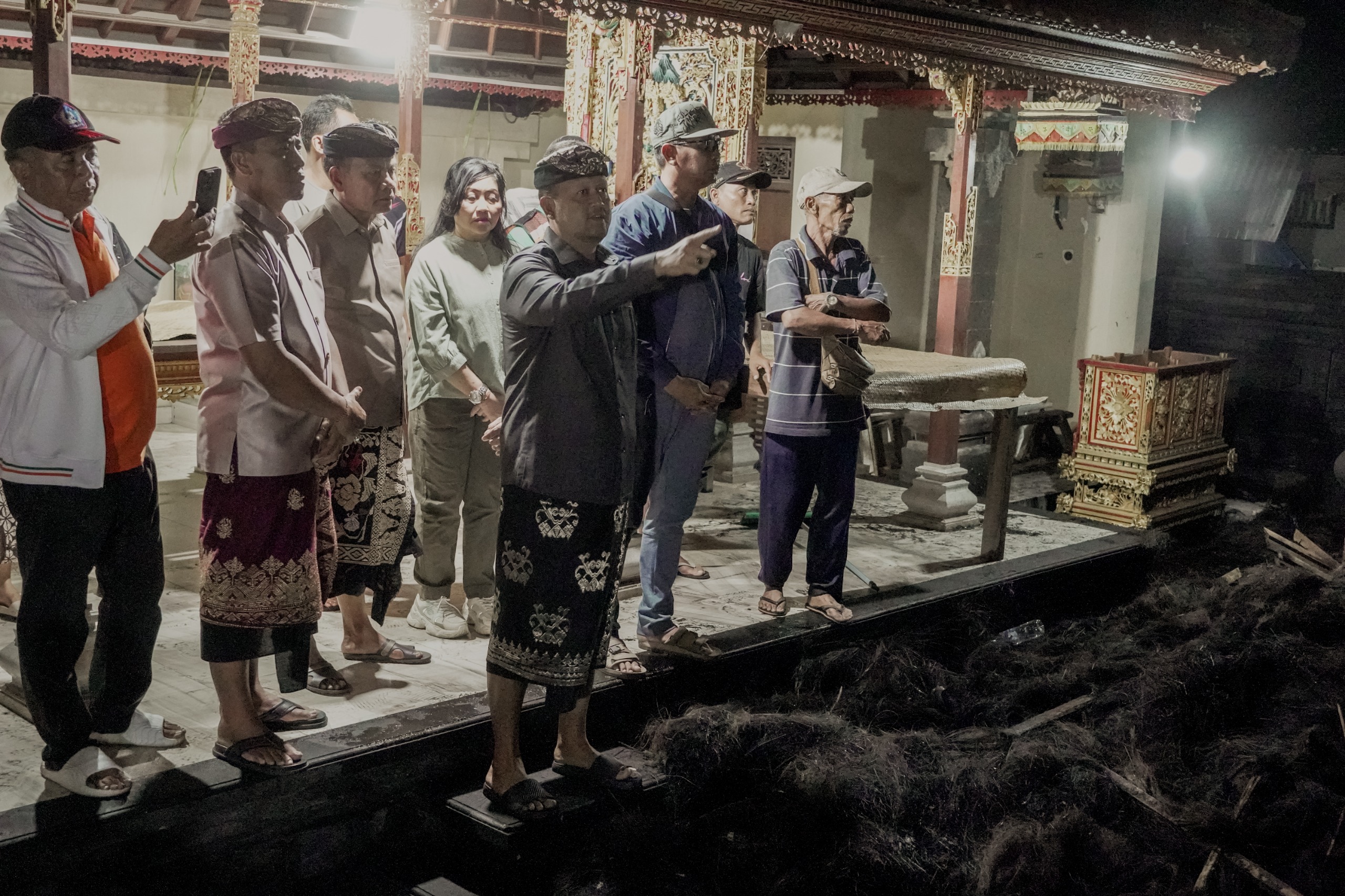 Wabup. Bagus Alit Sucipta Tinjau Lokasi Kebakaran di Banjar Padang, Kerobokan