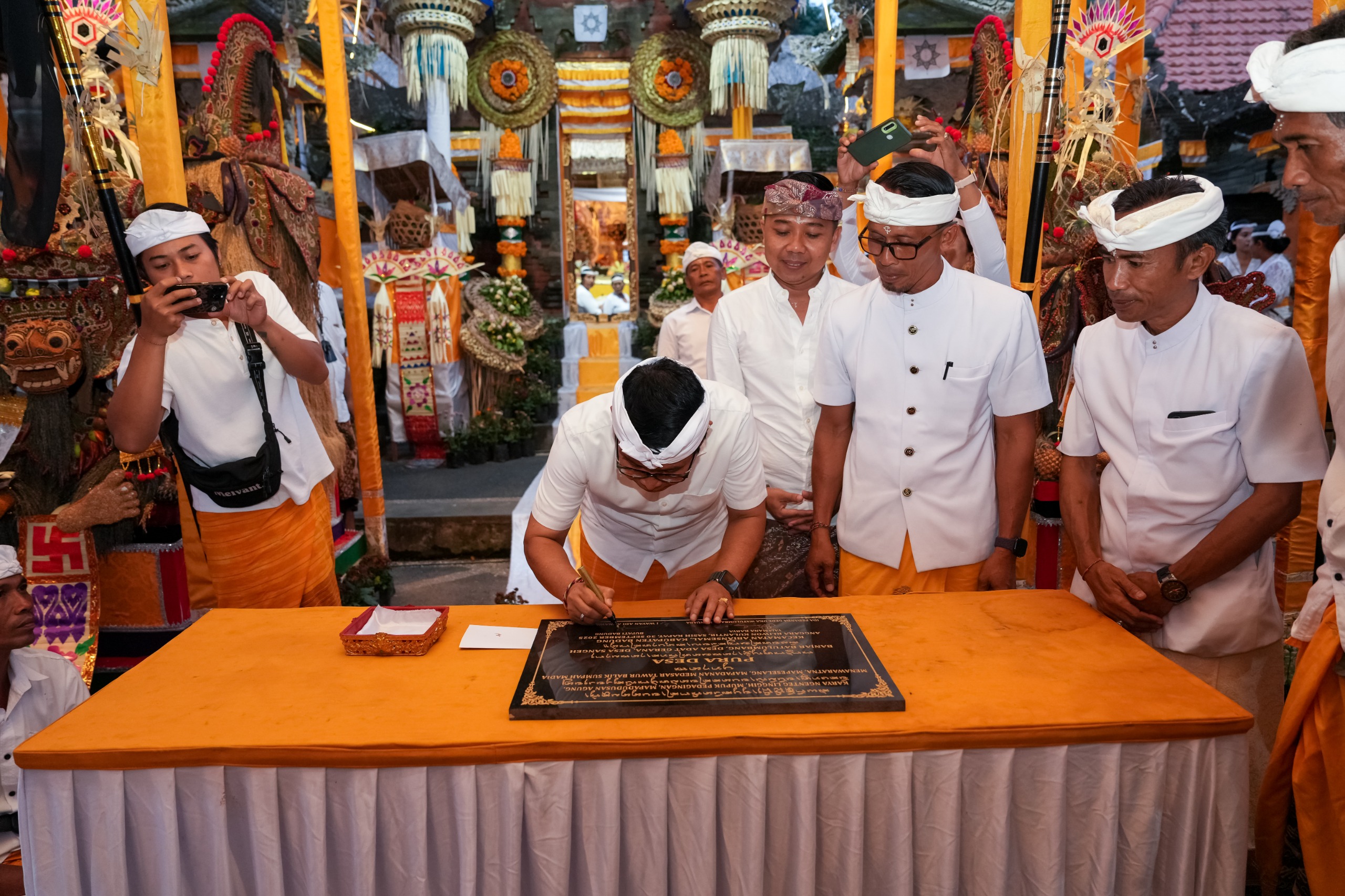 Karya Ngenteg Linggih di Pura Desa Banjar Batulumbang, Desa Adat Grana