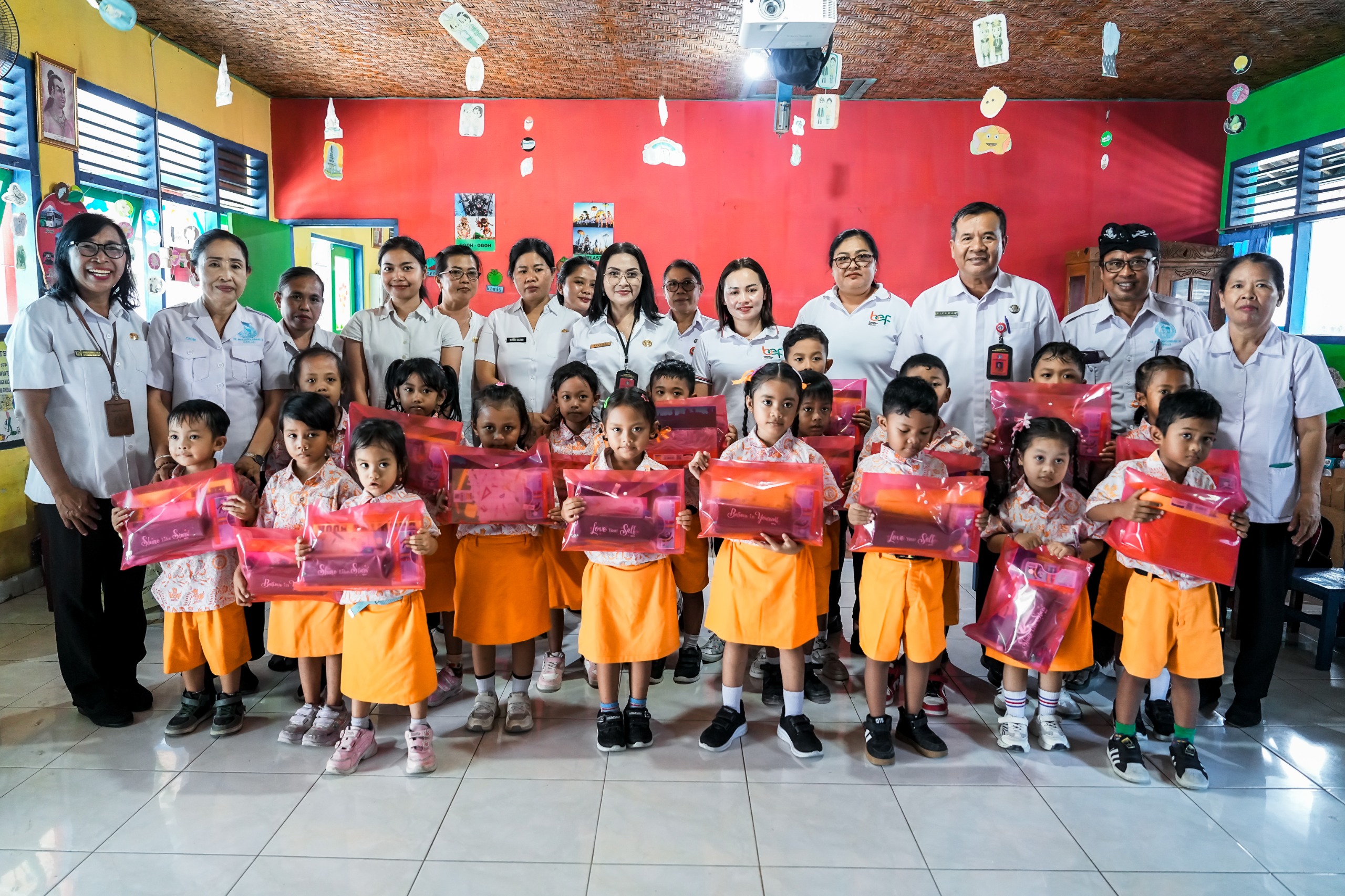 Bunda PAUD Kunjungi TK Pradnyandari 3 Kerobokan