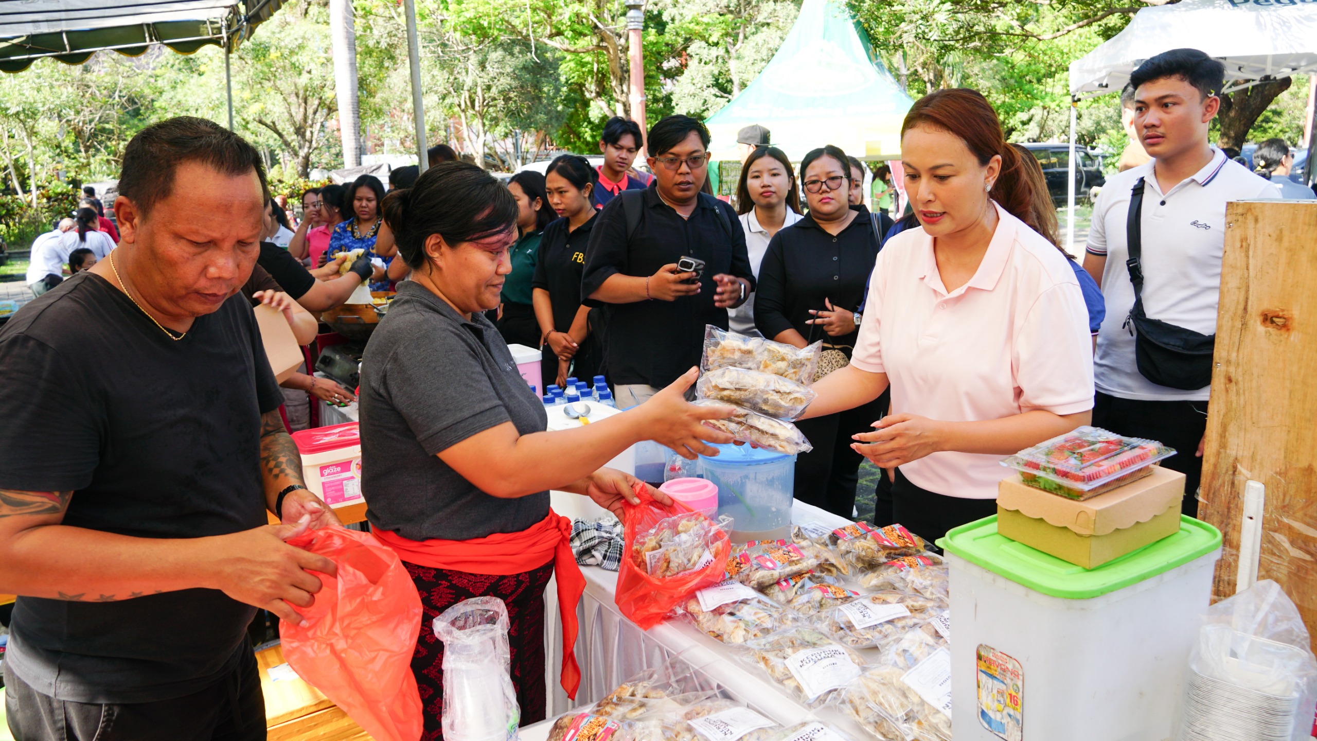 Pemkab Badung Gelar Jumat Ceria Bersama UMKM