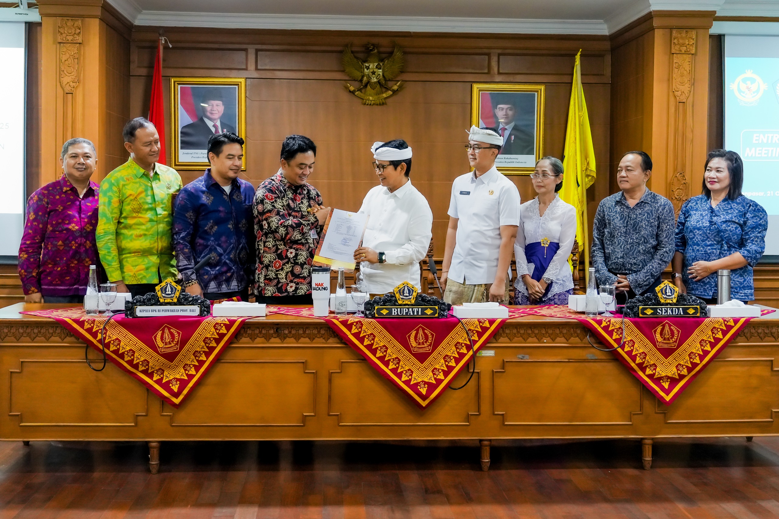 Bupati Adi Arnawa Terima Entry Meeting BPK Perwakilan Bali