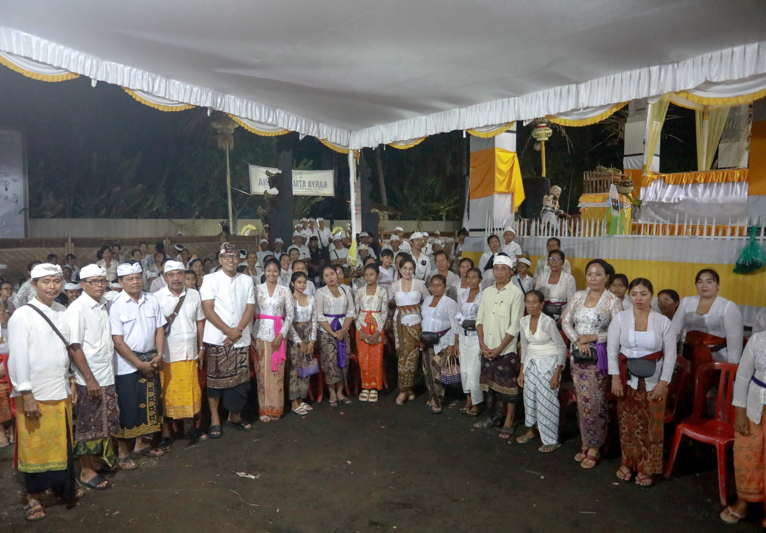 Karya Atma Wedana di Desa Adat Semana