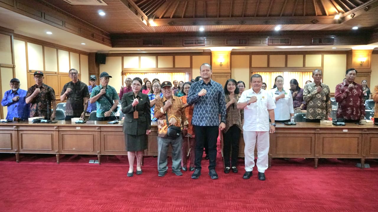 Wabup Buka Temu Regional Komda Lansia di Mangupura