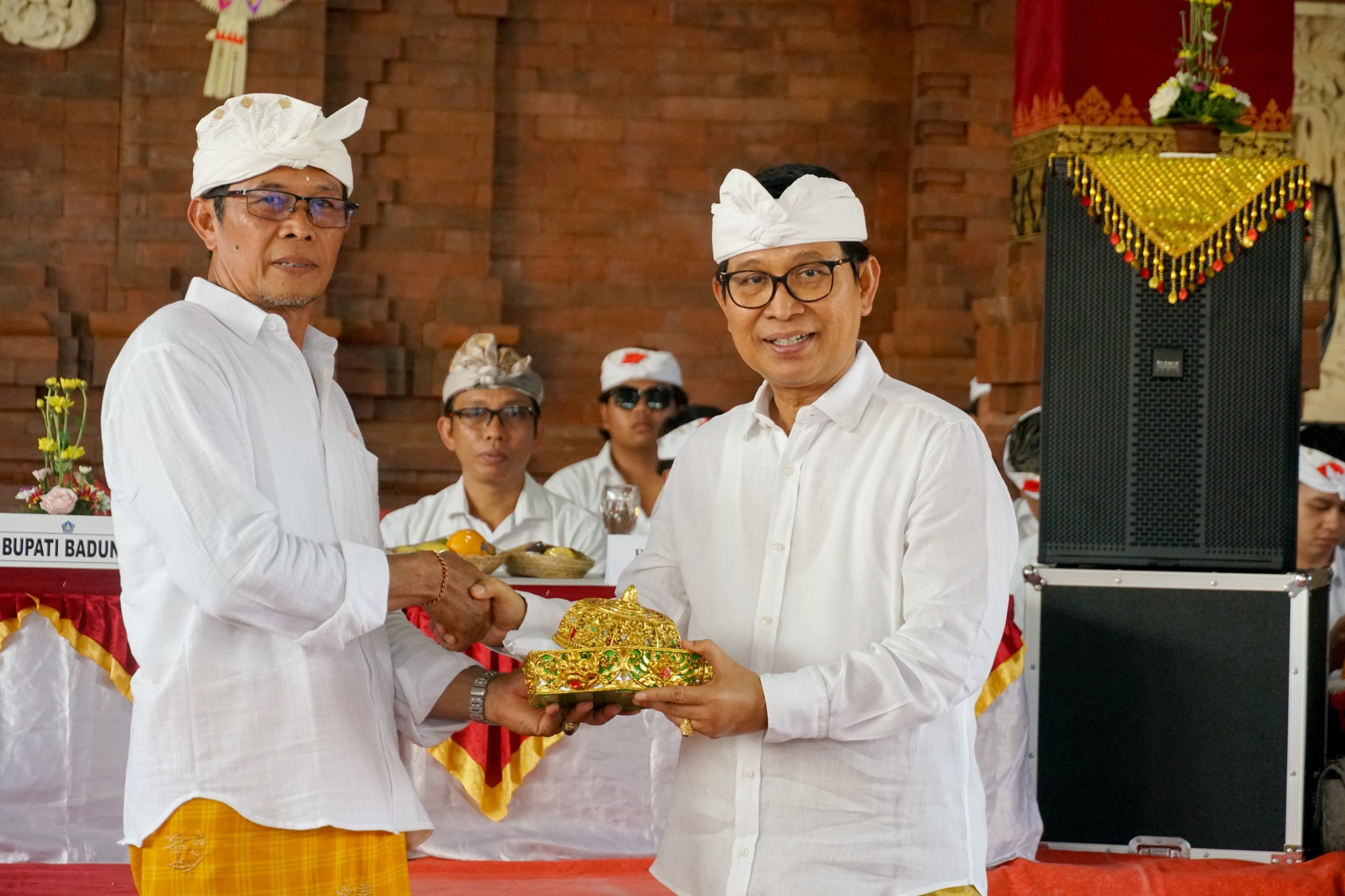 Bupati Adi Arnawa Hadiri Karya Mamungkah Di Banjar Dukuh Sari Kerobokan Kelod