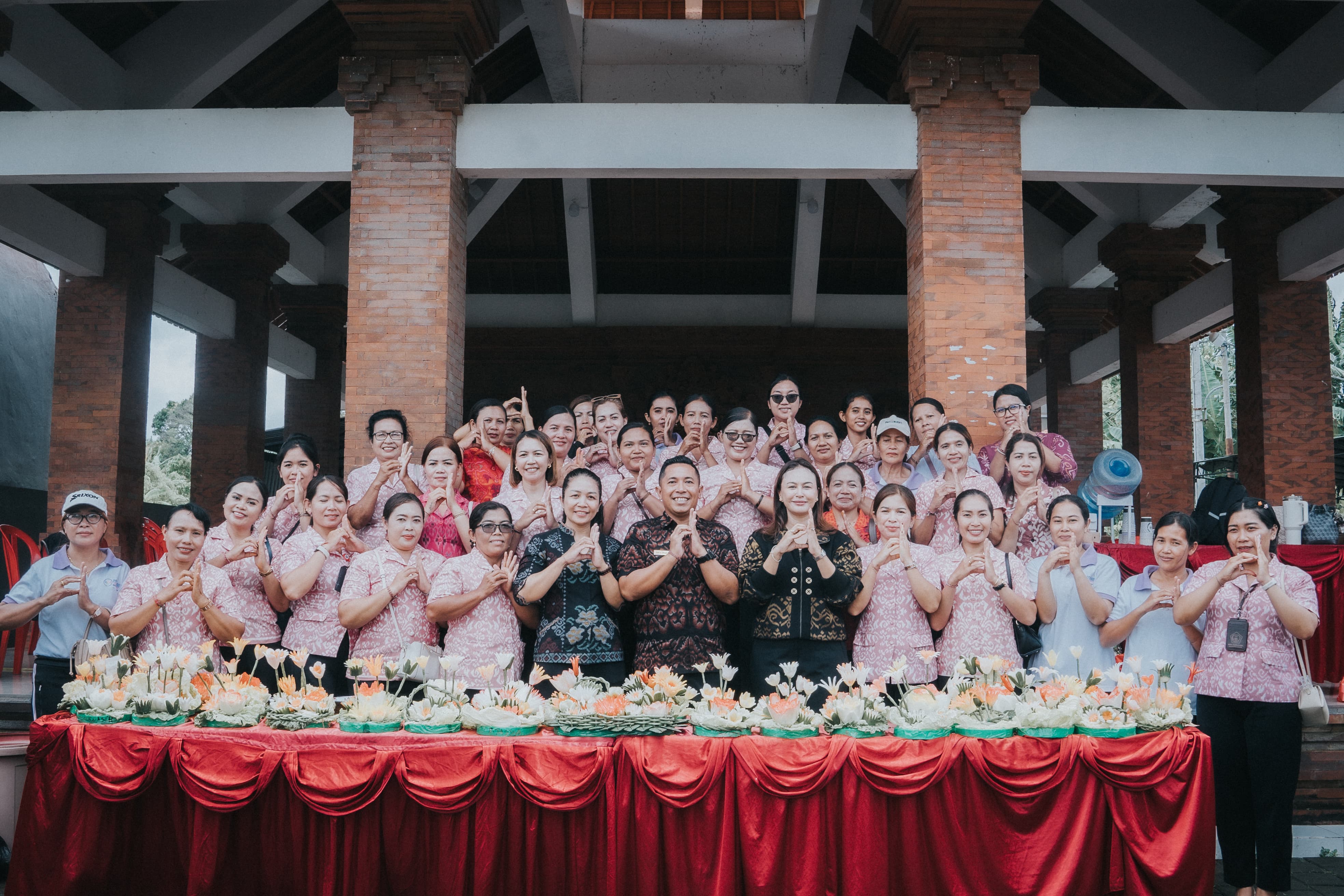 Ketua GOW Badung Buka Pelatihan Garnish dan Fruit Carving di Desa Darmasaba