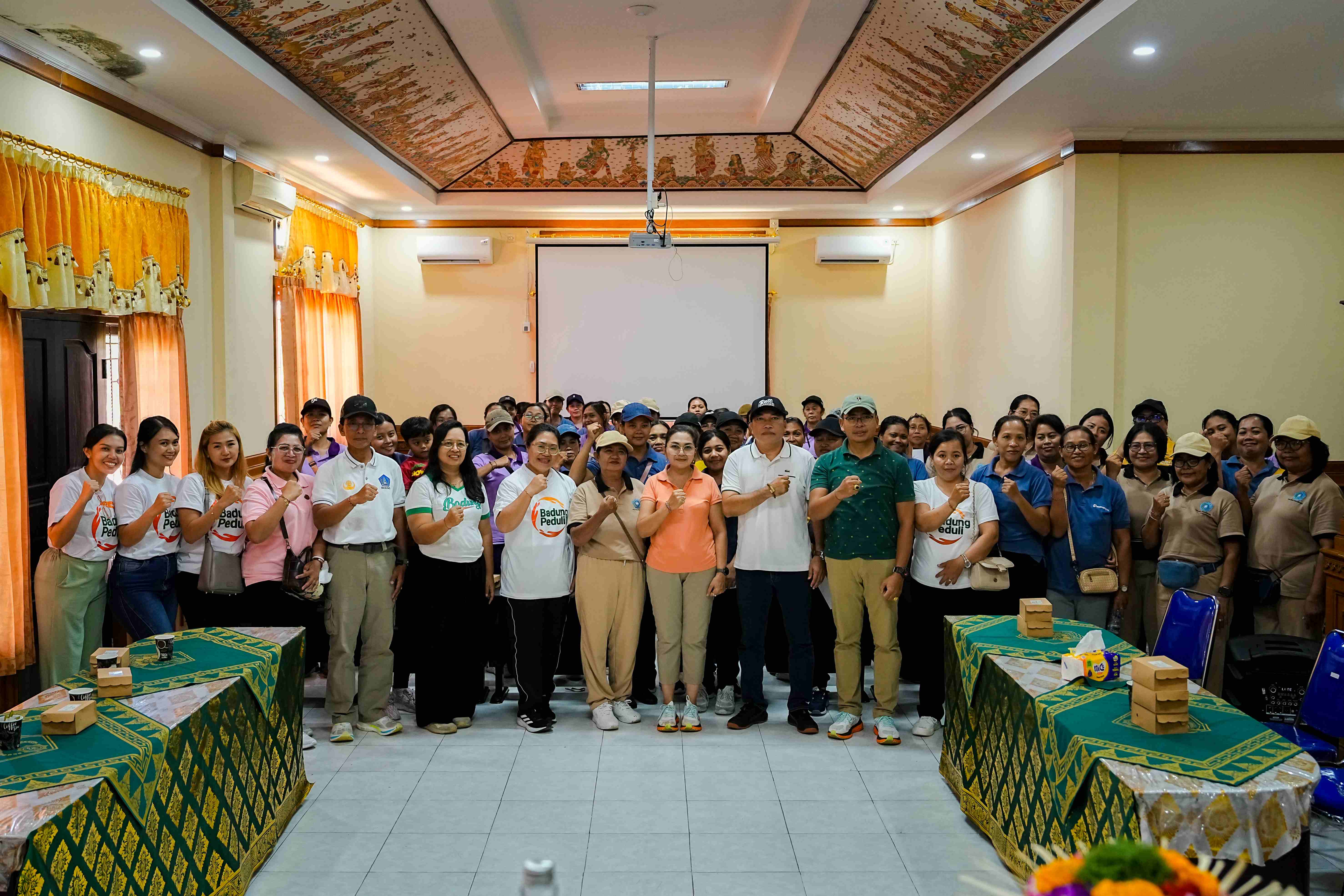 Badung Peduli dan Temu Wirasa dengan PKK Desa Penarungan