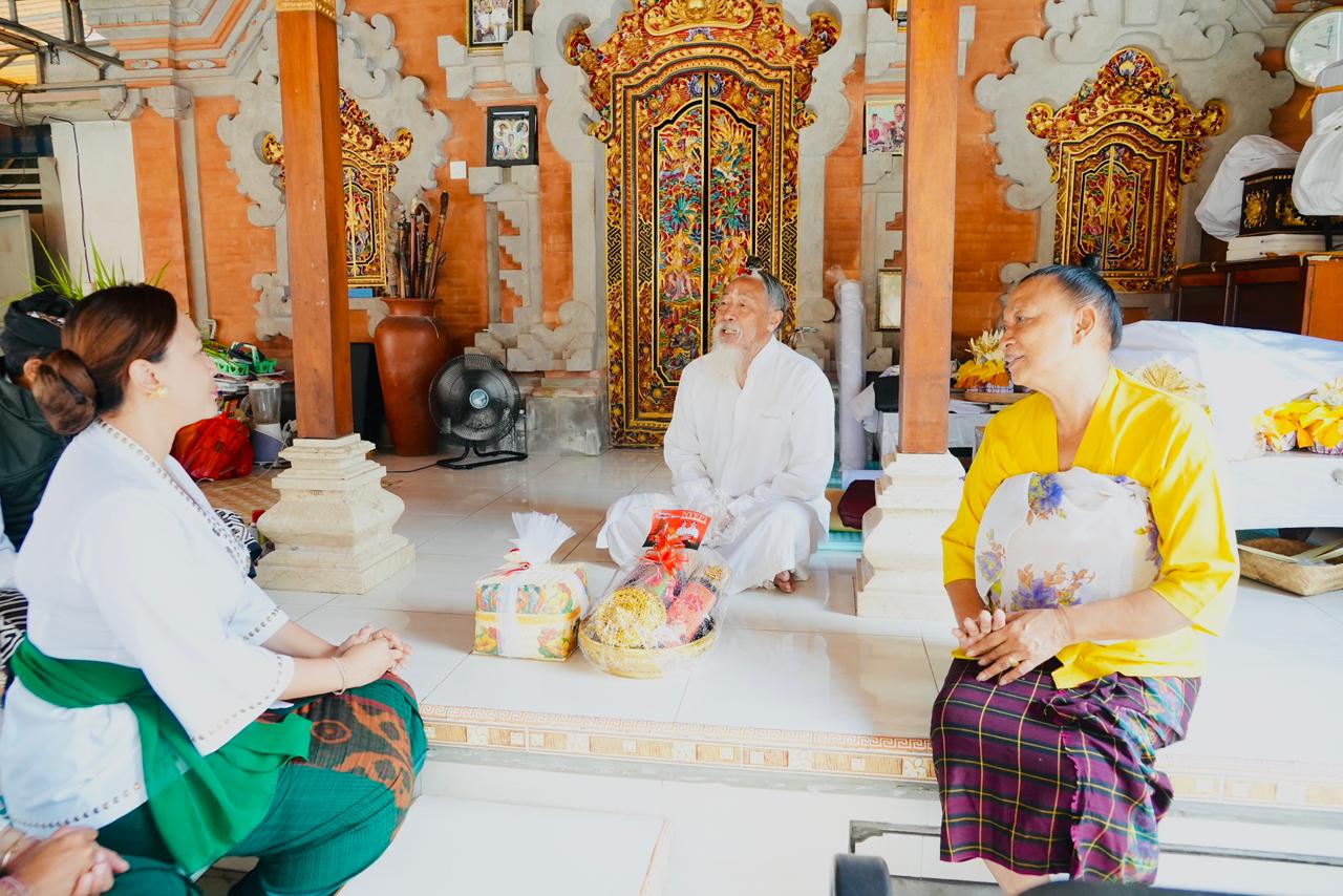 Tali Kasih WHDI Badung Kepada Sulinggih se-Badung