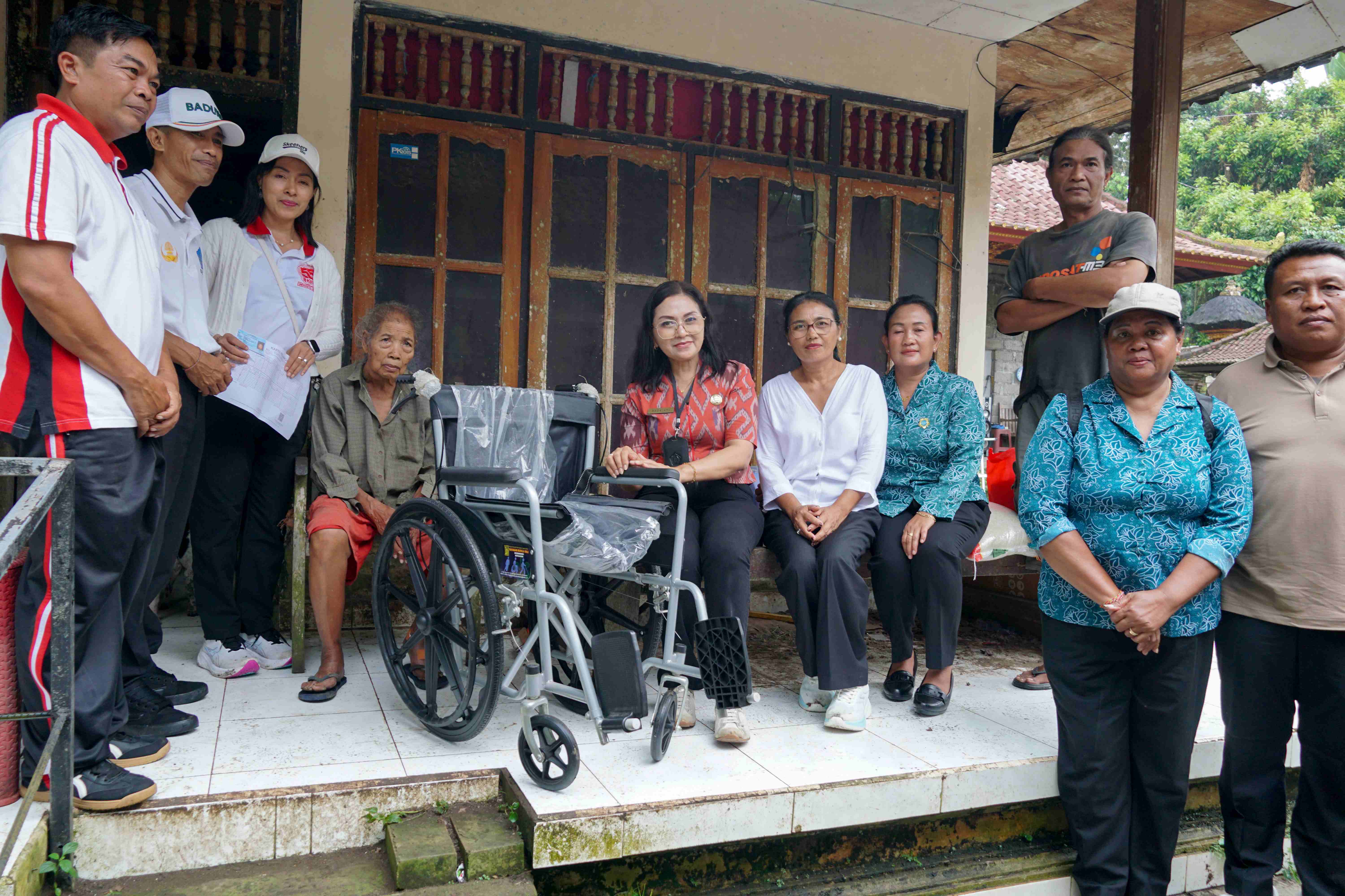 K3S Badung Kunjungi Warga Rentan di Kecamatan Abiansemal