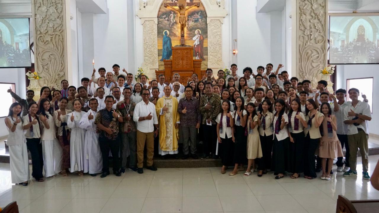 Bupati Hadiri Perayaan Paskah di Puja Mandala