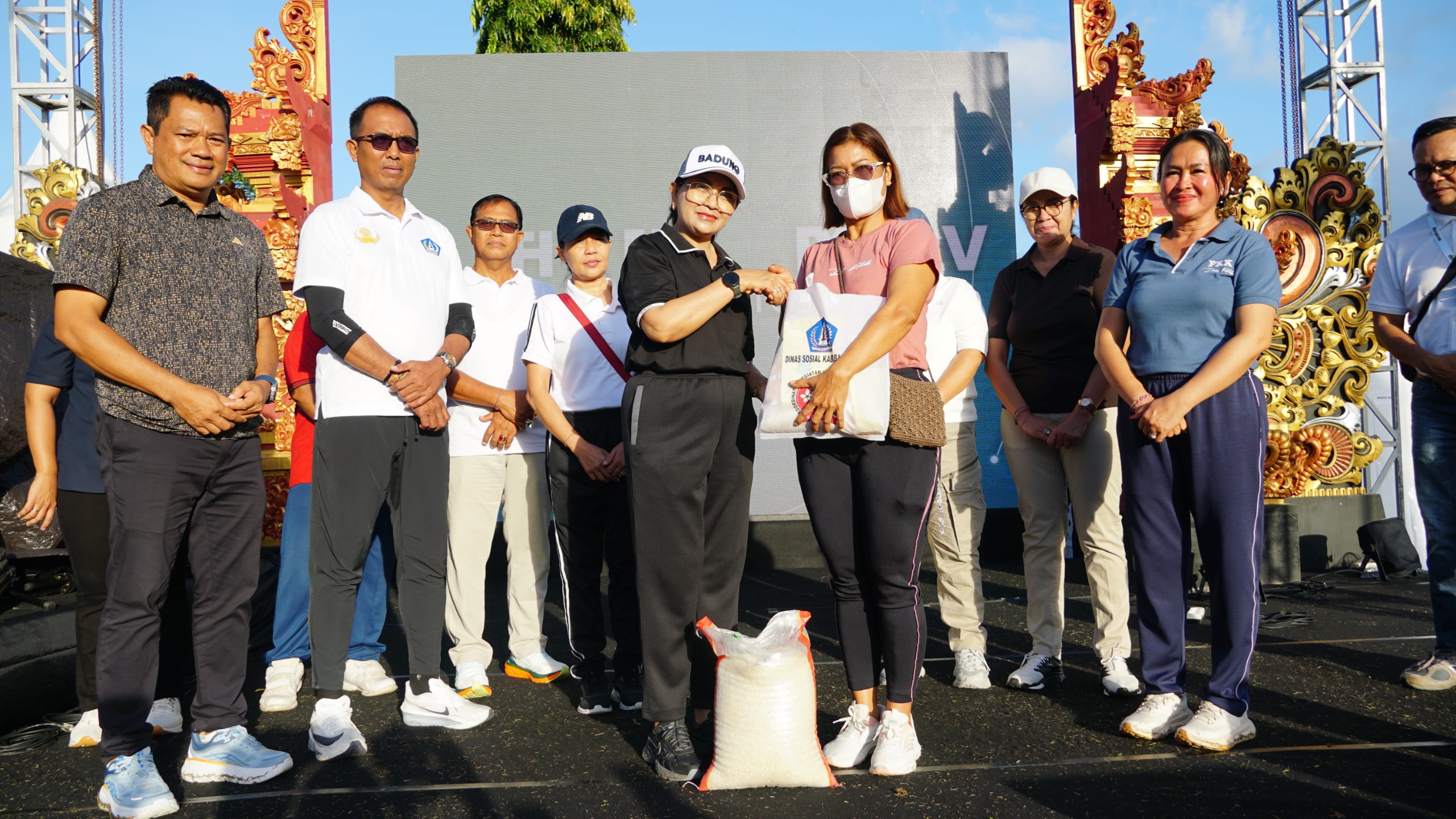 Gerakan Badung Peduli Sambangi Warga Disabilitas di Desa Kutuh