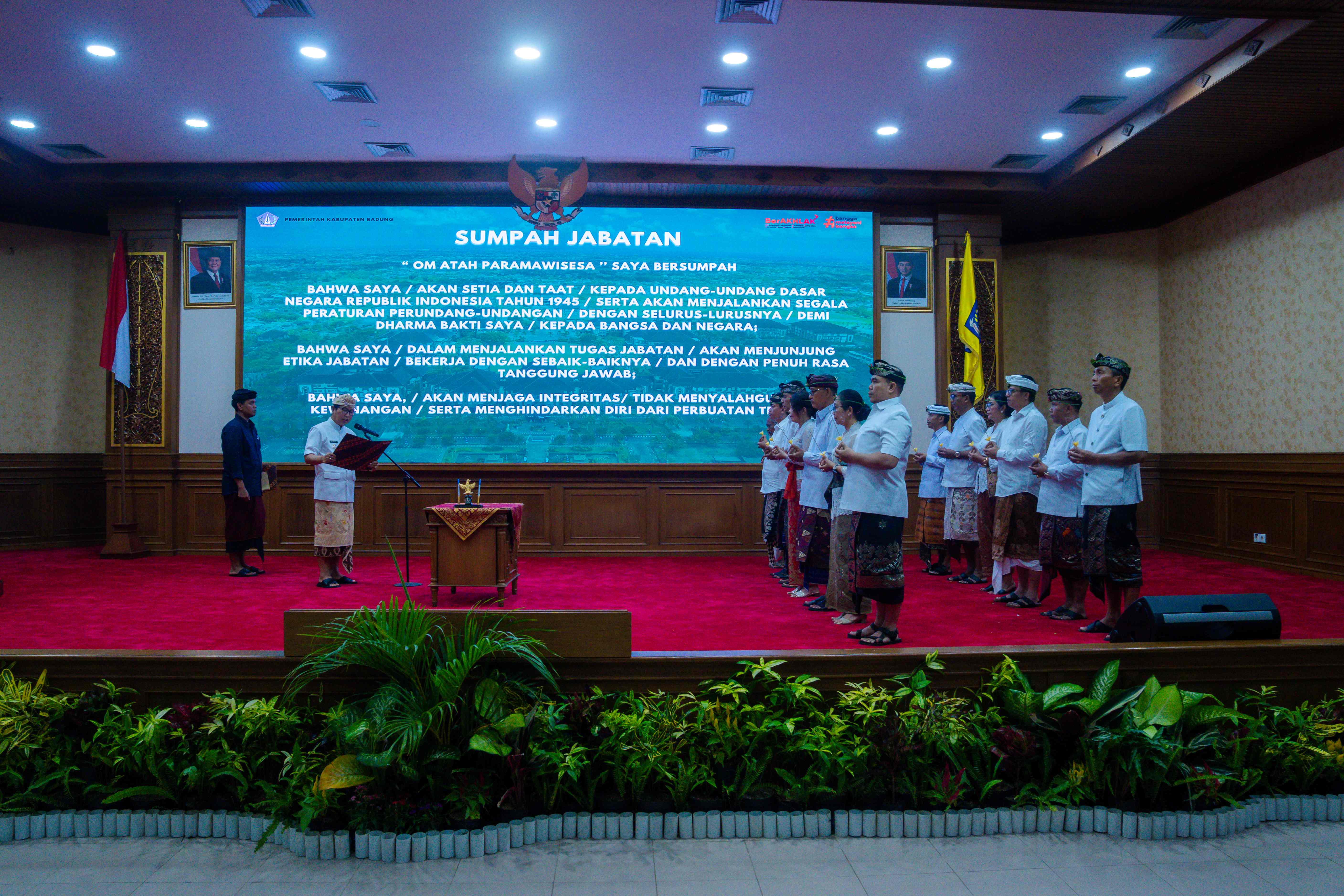 Bupati Lantik 12 Pejabat Pimpinan Tinggi Pratama