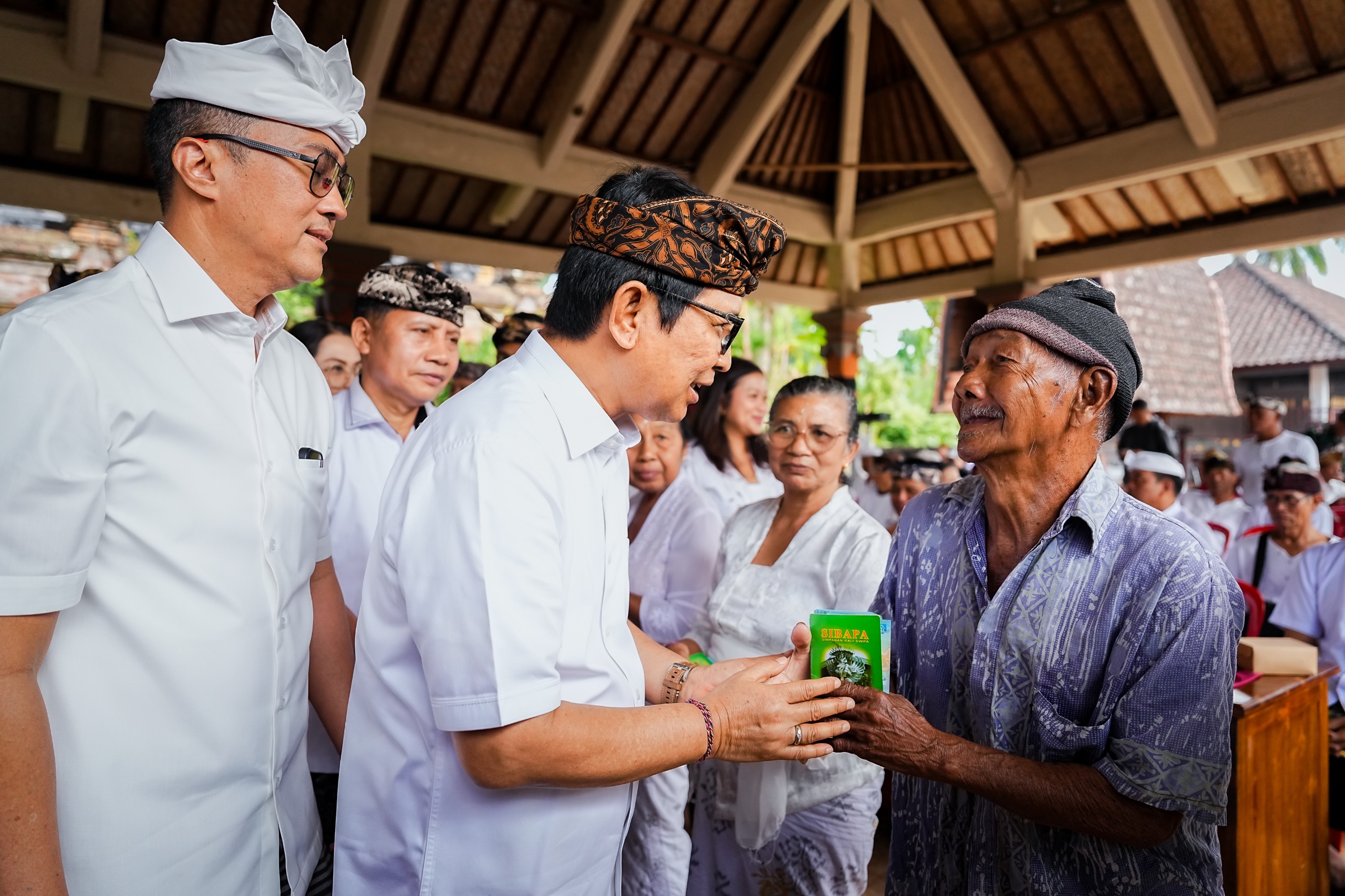 82 Ribu KK di Badung Terima Bantuan Rp 2 Juta