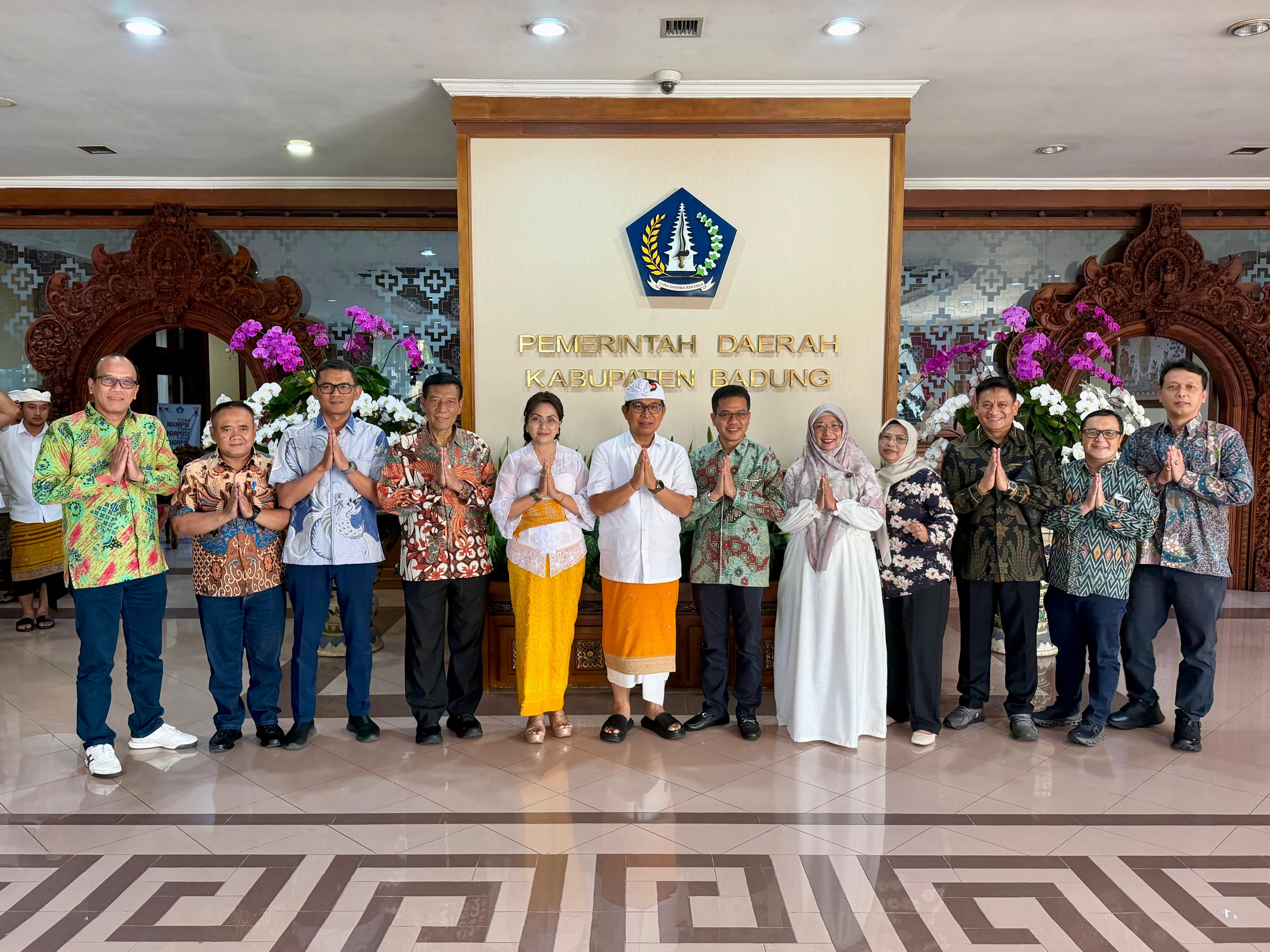 Optimalkan PAD, Pemkab Bandung Gali Strategi Penerapan 'Web Service' ke Kabupaten Badung
