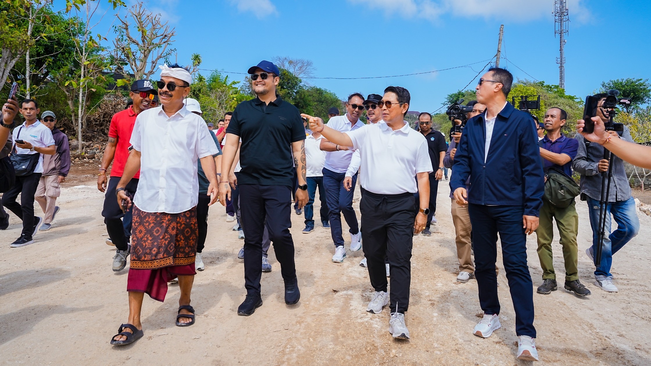 Bupati dan Wabup Badung Tinjau Proyek Jalan Lingkar Barat