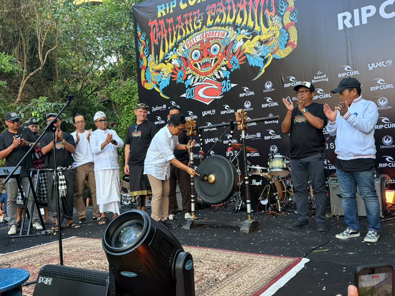 Bupati Adi Arnawa Buka Rip Curl Cup Ke-23, Dorong Sport Tourism Badung