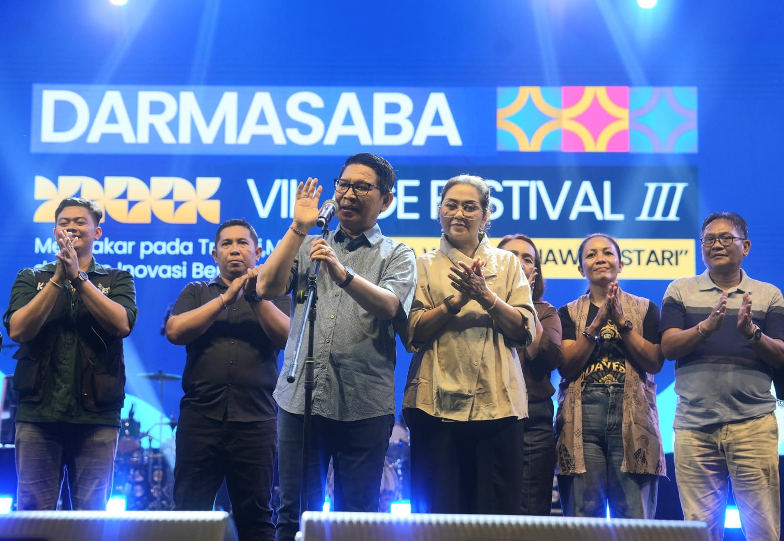 Ajak Masyarakat Jaga Persatuan, Bupati Tutup Darmasaba Village Festival III