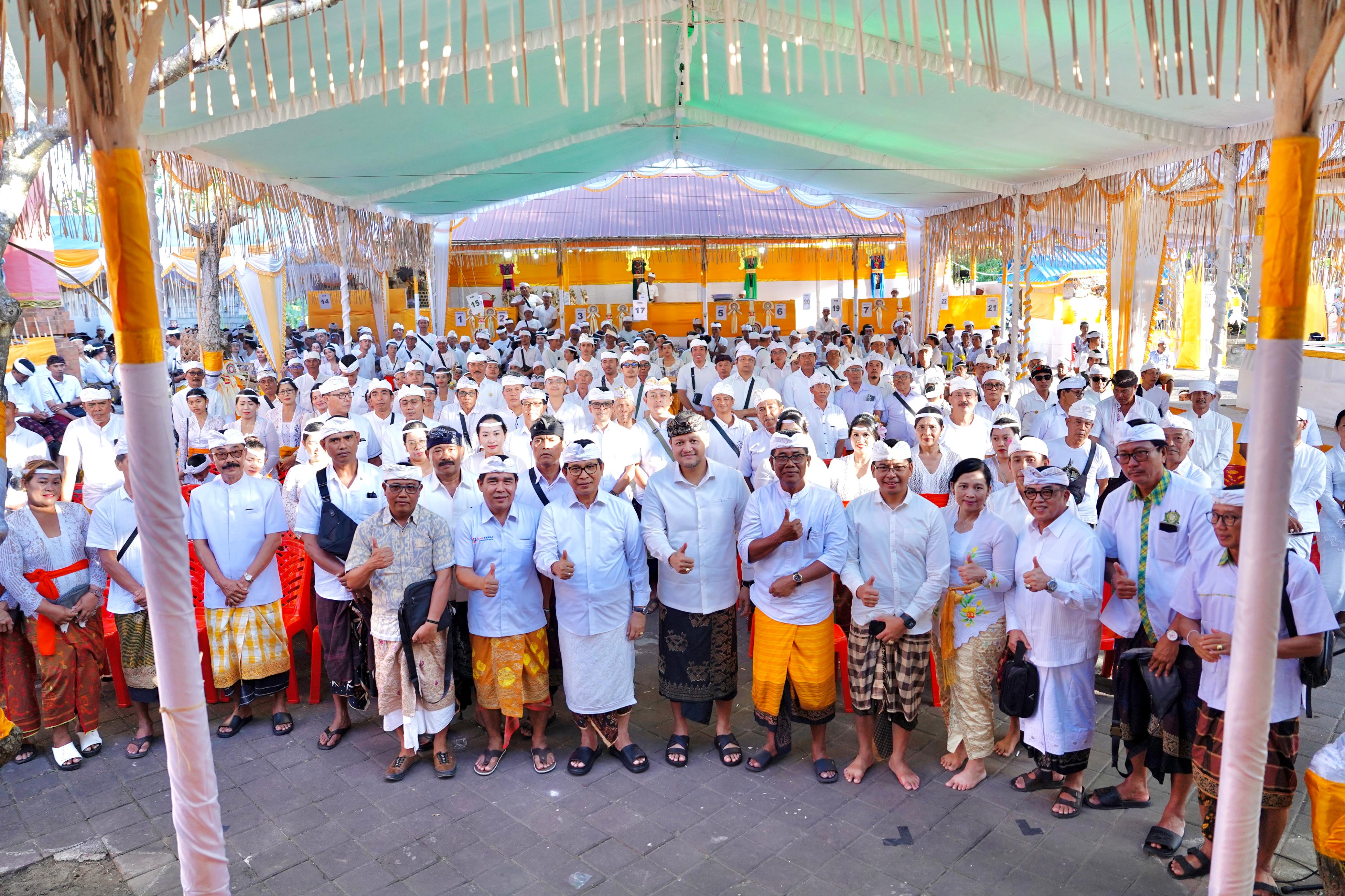 Puncak Yadnya Massal Desa Adat Kwanji